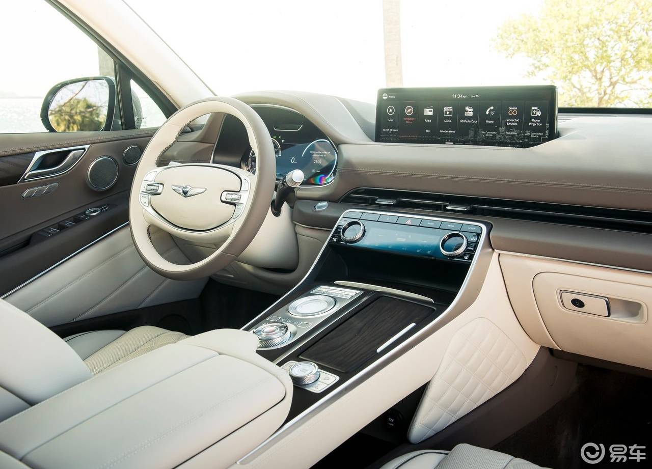 捷恩斯大灯内饰座椅