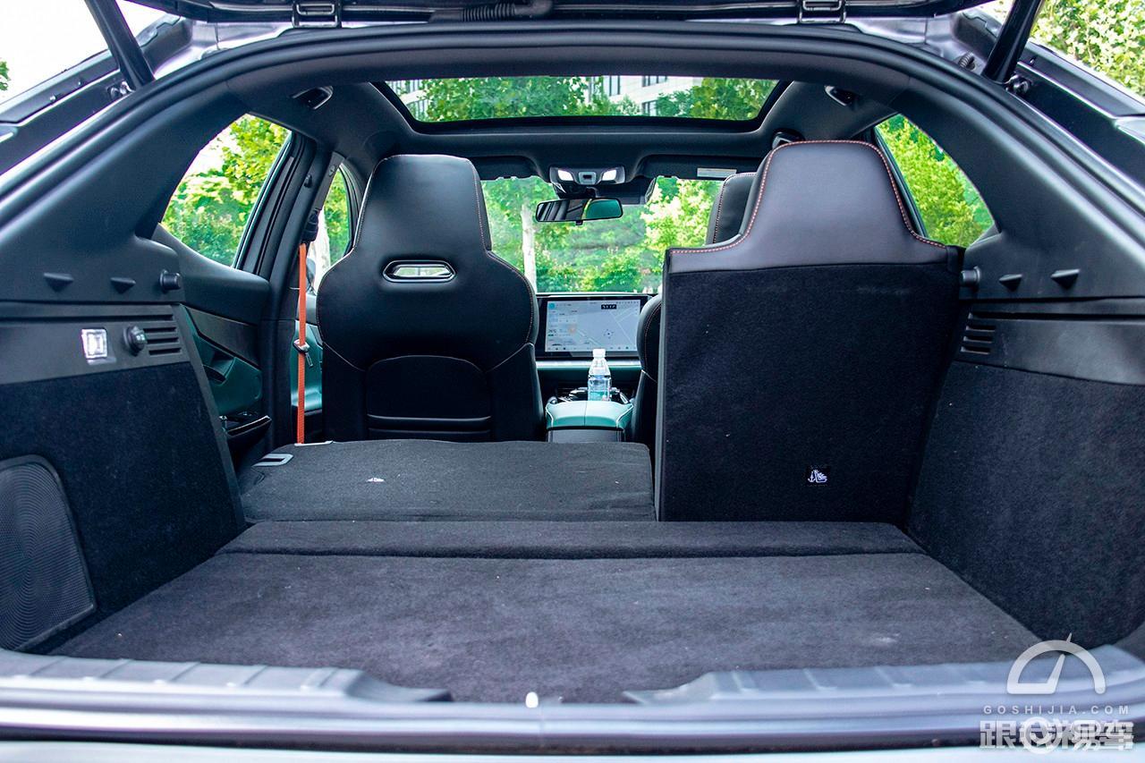 长安uni-t尾翼-空间-内饰-易车