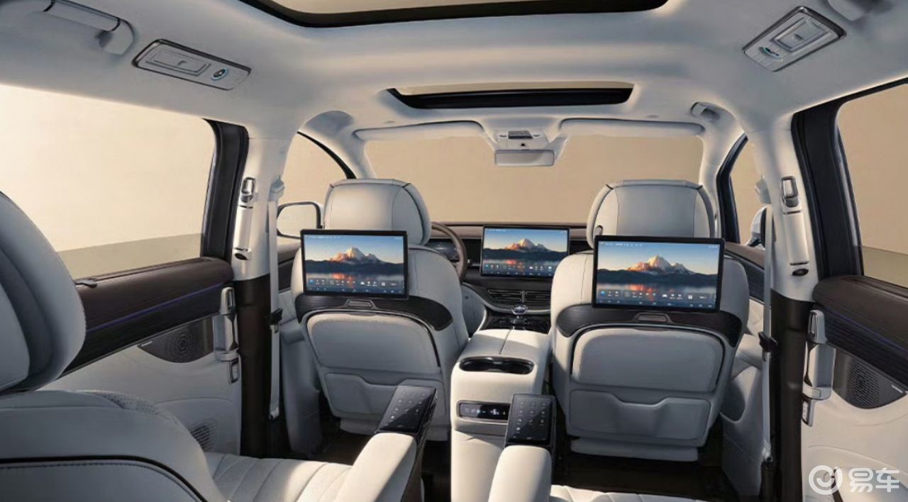 腾势d9后排-充电-方向盘-易车