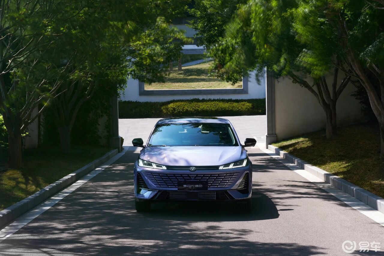 上市限时价仅7.29万元起！全面解读长安第四代逸动！