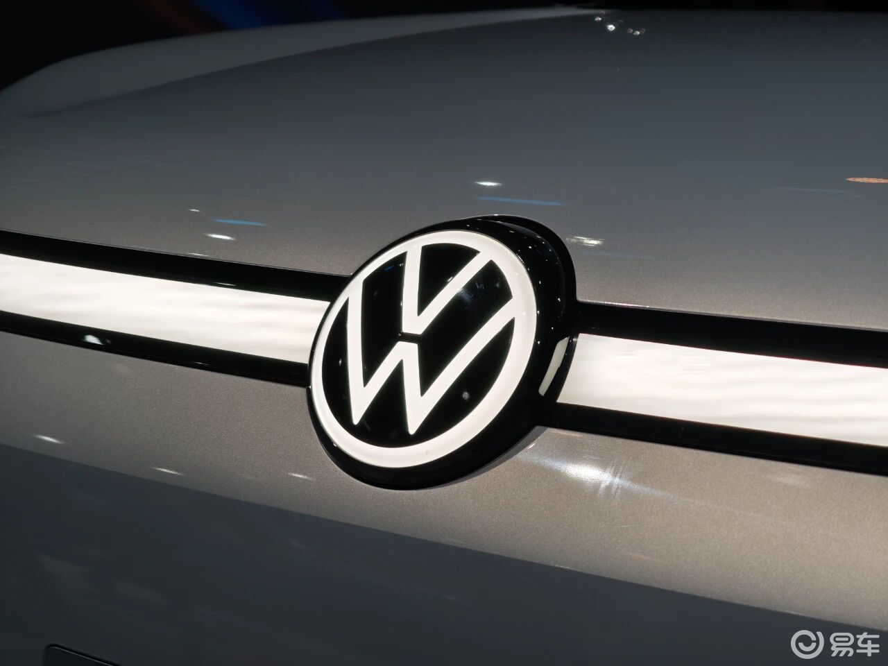 不跟风、不冒进,合资车企凭什么跑赢转型马拉松?