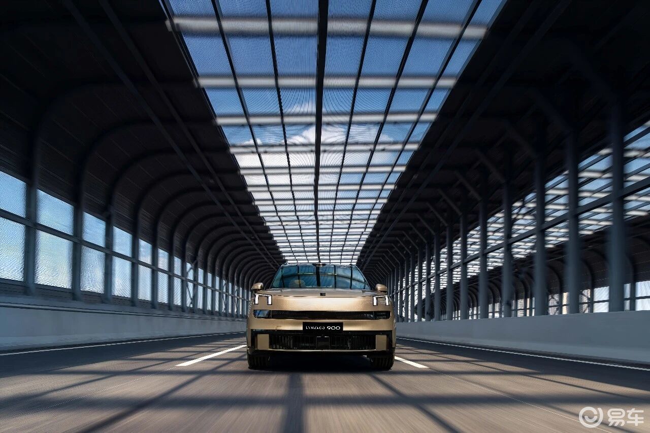 领克900旗舰SUV深度解析：新车如何满足家庭多元需求？