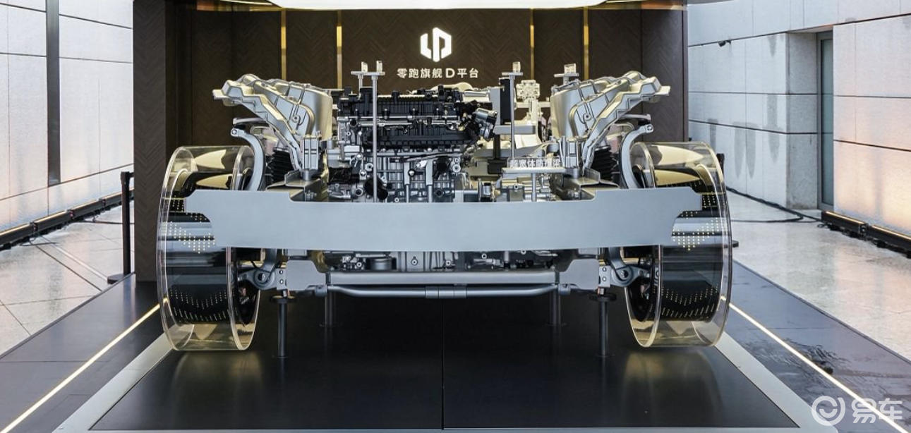 零跑D平台与D19首秀 新能源“技术平权”的进阶宣言