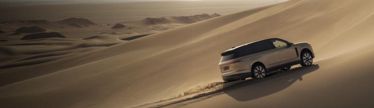 预售52.8万起 科技行政旗舰SUV蔚来ES9发布