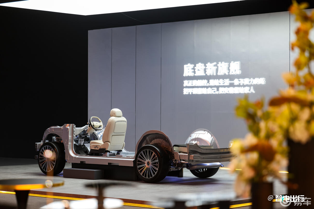 小鹏GX预售39.98万！大6座+增程/纯电双动力