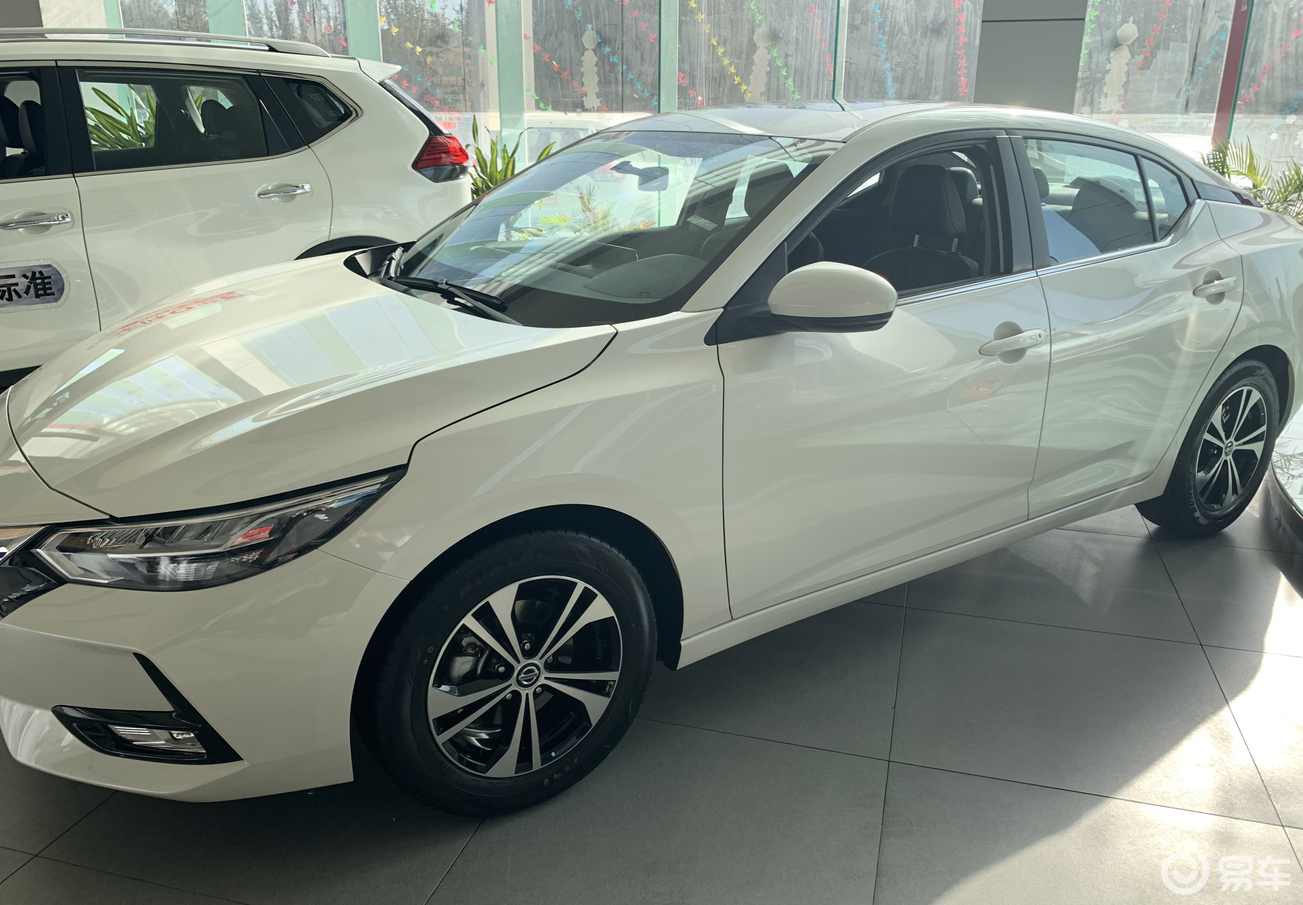 第十四代轩逸2020款实车看车感受