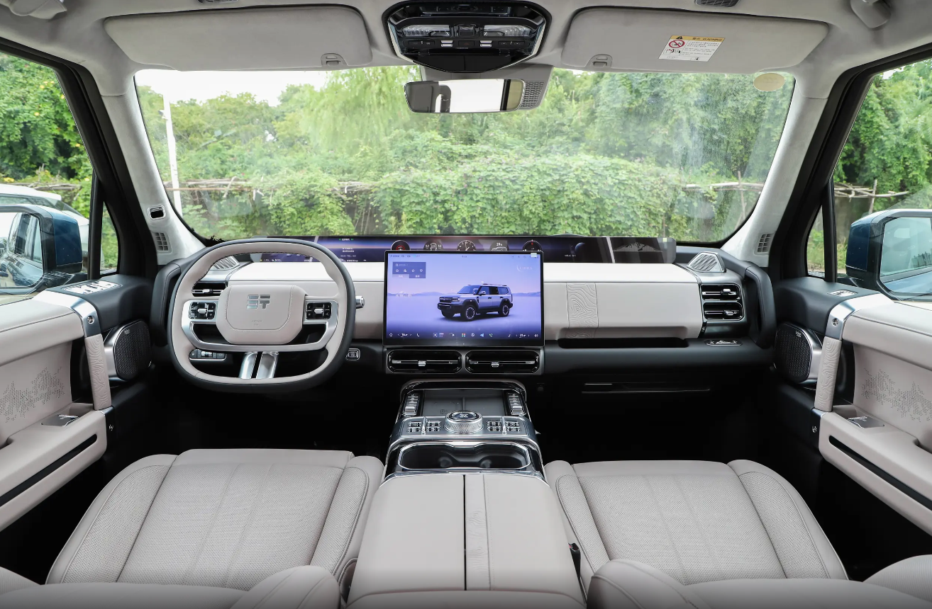 硬派SUV大横评，捷途纵横G700对比方程豹豹8