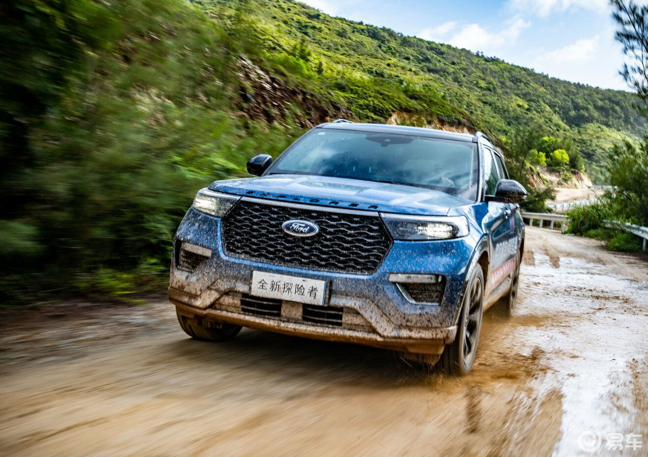 野马动力加持,福特探险者就是虎背熊腰的福克斯rs?_易车