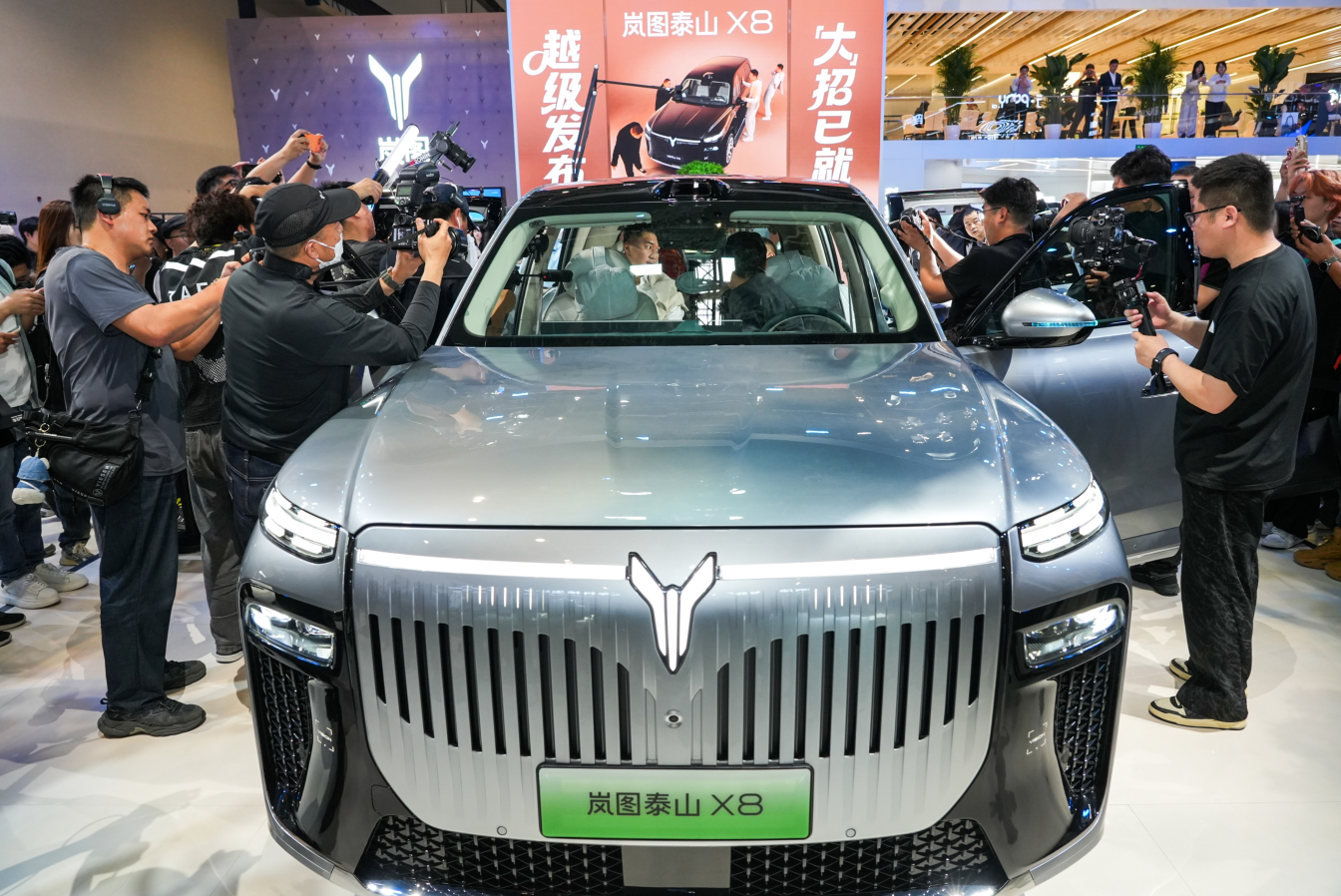 全栈自研加华为合作 岚图亮出智能时代技术双引擎