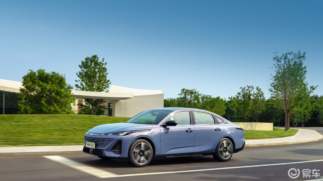 逸动VS帝豪全面对比，主流燃油家轿谁领风骚？