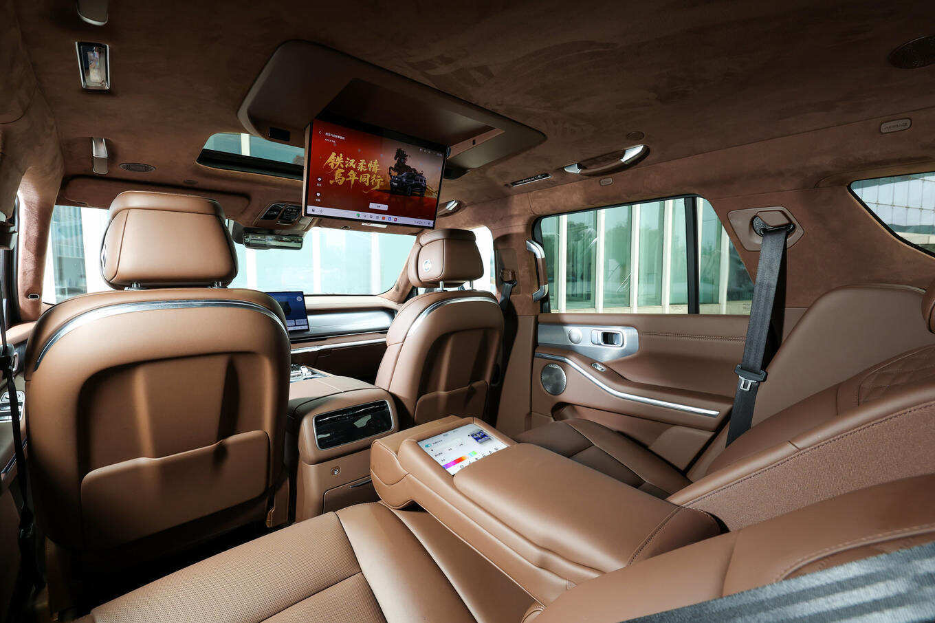 何以“全域豪华”？全新坦克700又创新概念