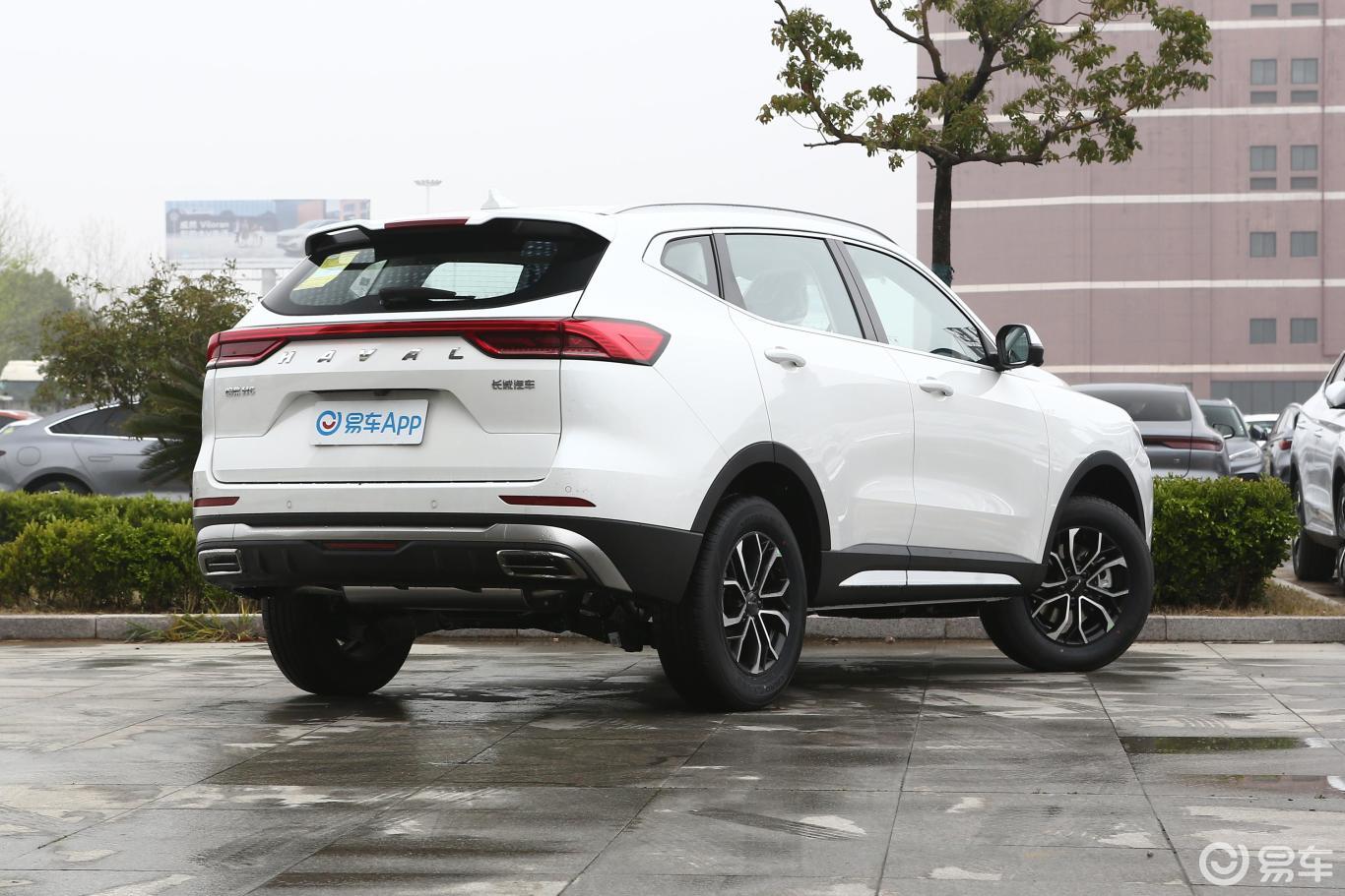 哈弗h6前脸采用无边框进气格栅_易车