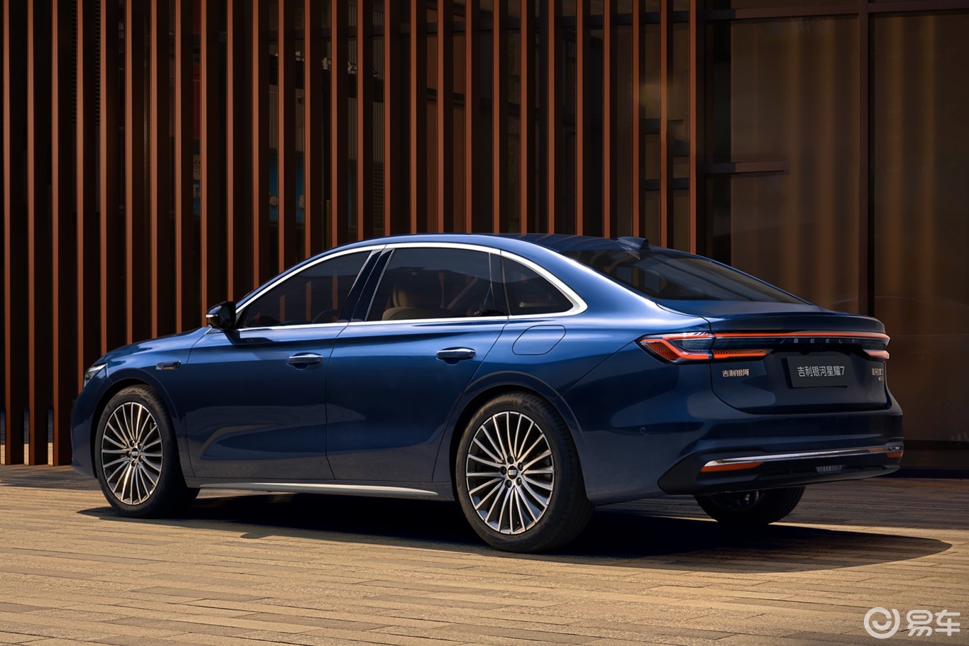 吉利银河星耀7将于4月16日预售！配备千里浩瀚H3+四驱