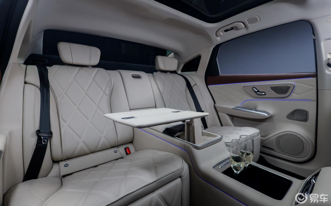 新车｜风云A9L光辉四驱上市 17.19万享全能体验