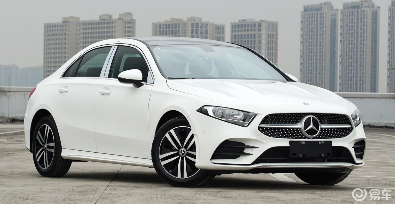 原车自带amg套件新款奔驰a级三厢售价2118万起