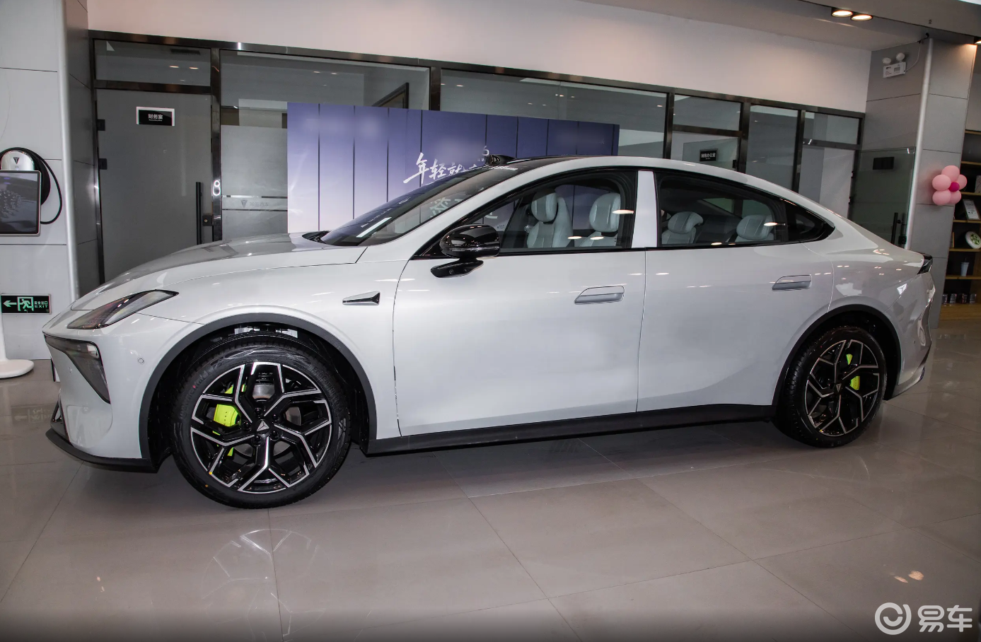 预售13.99万起标配激光雷达，深蓝L06有点野心？