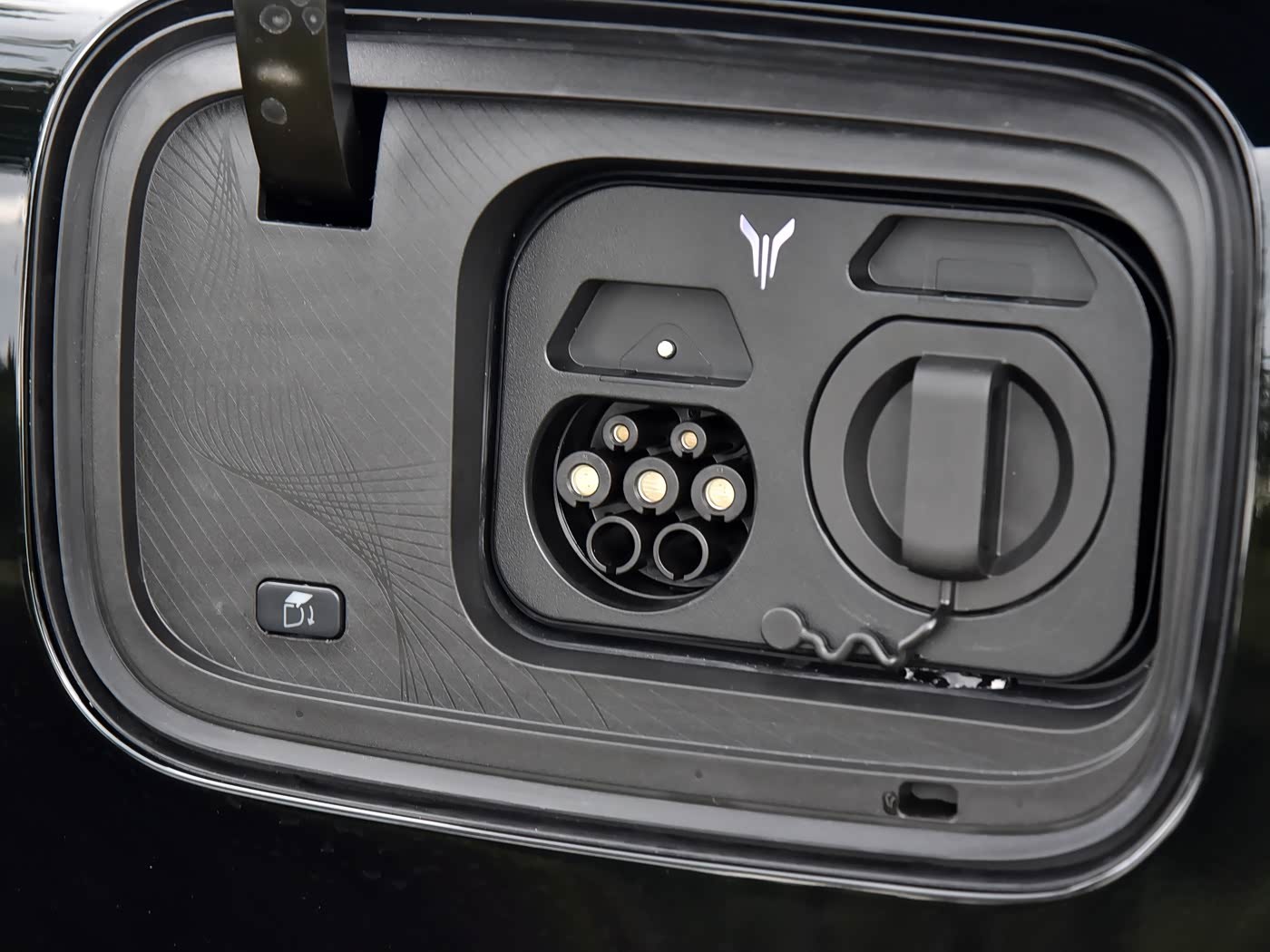 追光L:10号上市,车长5125mm,华为乾崑ADS 4