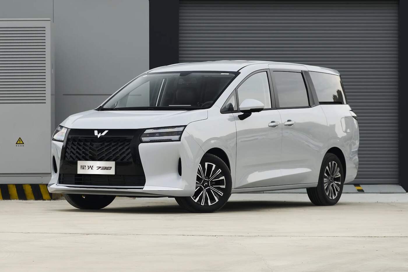 五菱又一款MPV来袭！三动力可选+灵活座舱