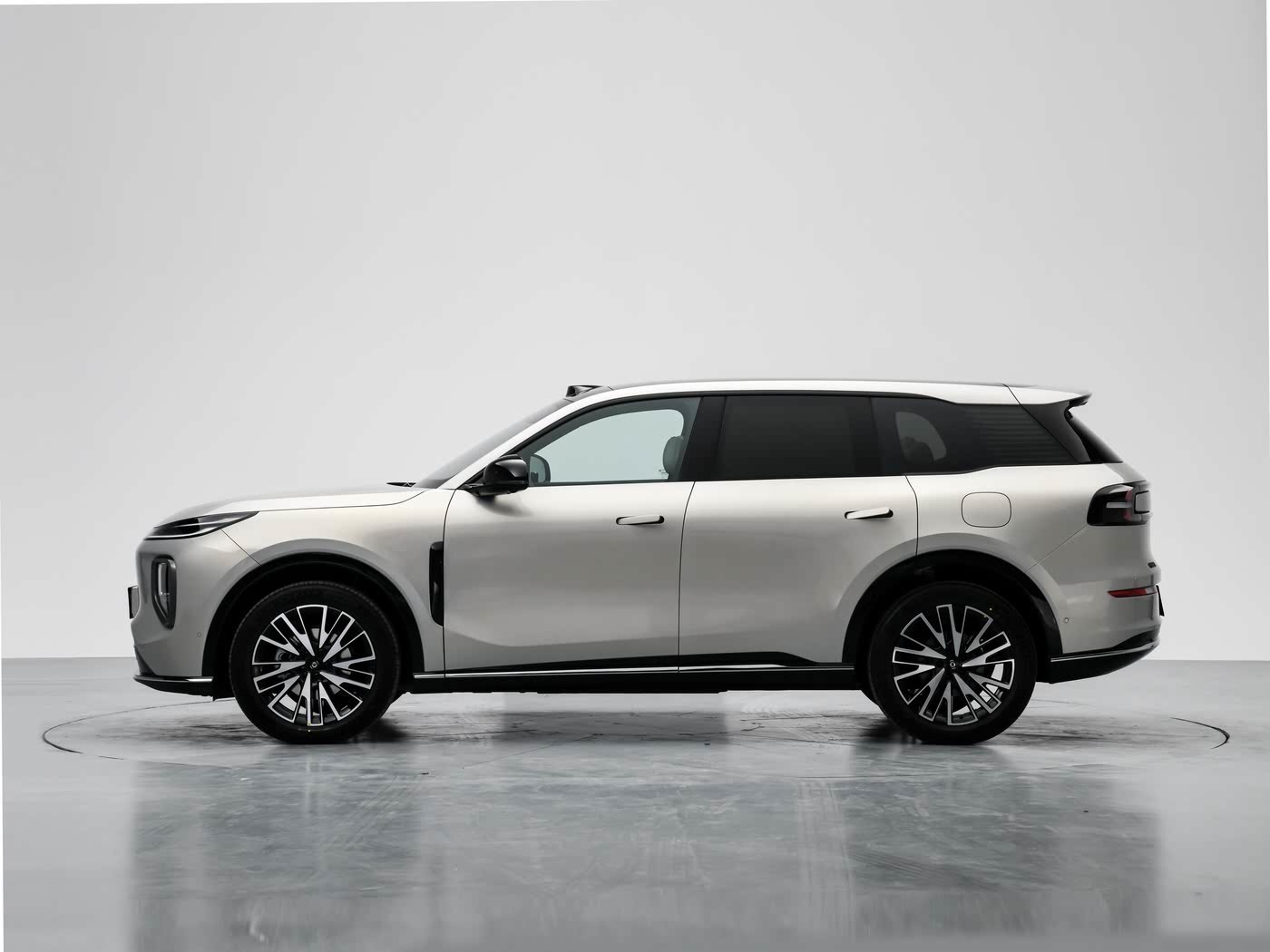 过年返乡双雄会,长安启源Q07激光版Or海狮06DM-i