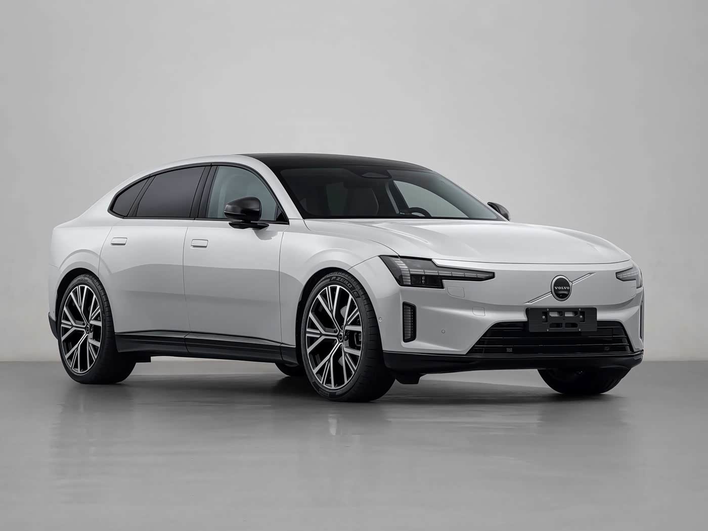 沃尔沃的王炸EX90、ES90终于要来了，年内将上市