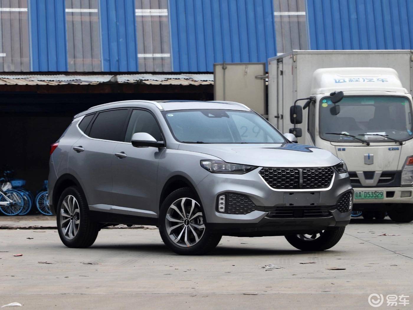 国产高端suv!入门227马力,标配主动刹车8气囊15万