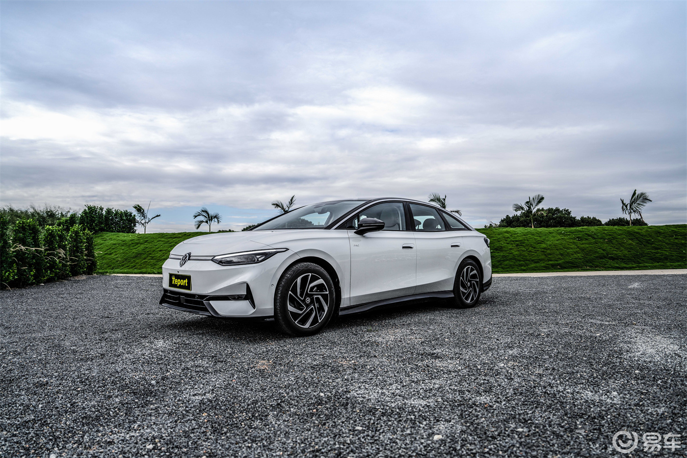 一汽-大众id.7 vizzion在保留了掀背车型视觉效果的同时_易车