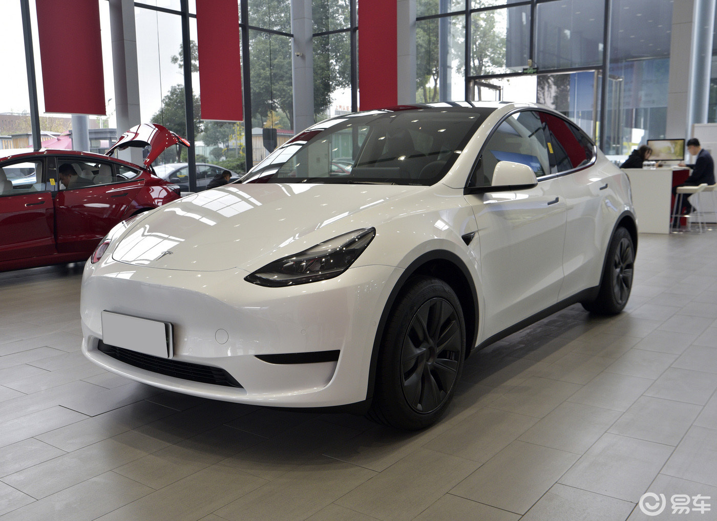 开丰田汉兰达的爹，为何爱上儿子的特斯拉Model Y？