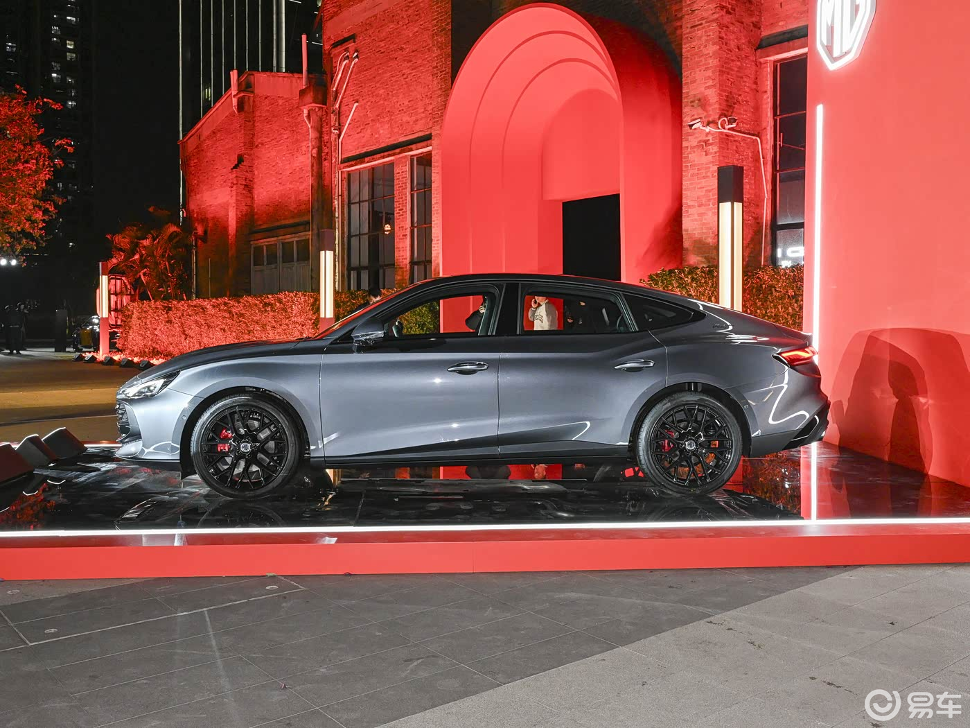 智能化升级,新款名爵MG7上市,限时价11.69万起