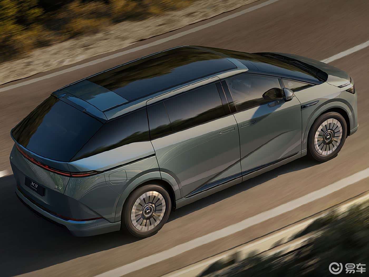 新款小鹏X9纯电版上市！30.98万元起
