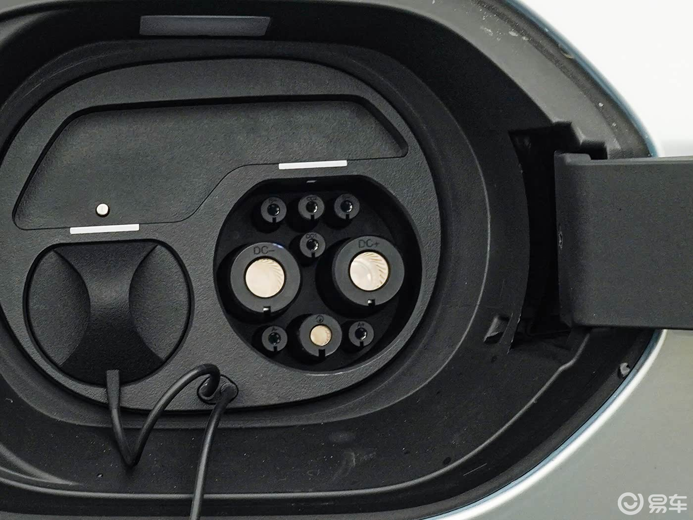 15.38万元起，方程豹钛3闪充版上市，两款配置可选