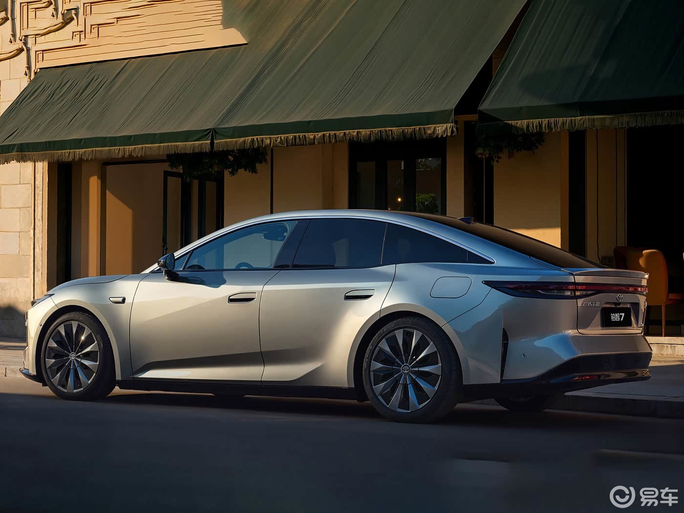 丰田铂智7将于3月29日上市，华为电驱+鸿蒙座舱