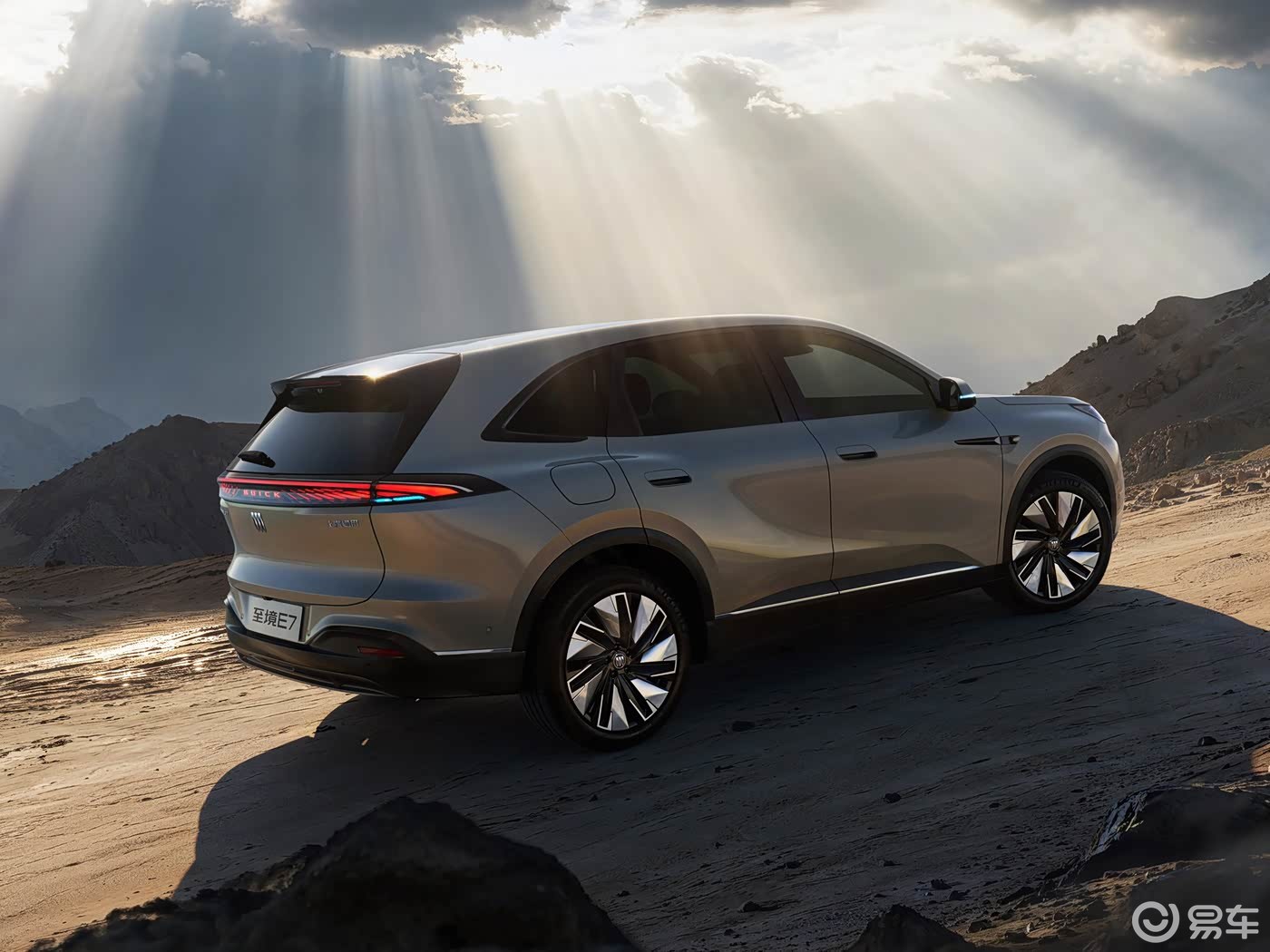 别克至境E7预售16万元起，入门无激光雷达且1.5L插混