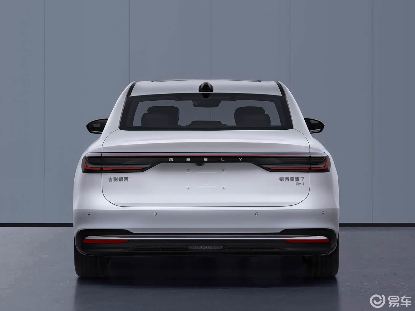 吉利银河星耀7正式开启预售，5.4秒破百+电四驱