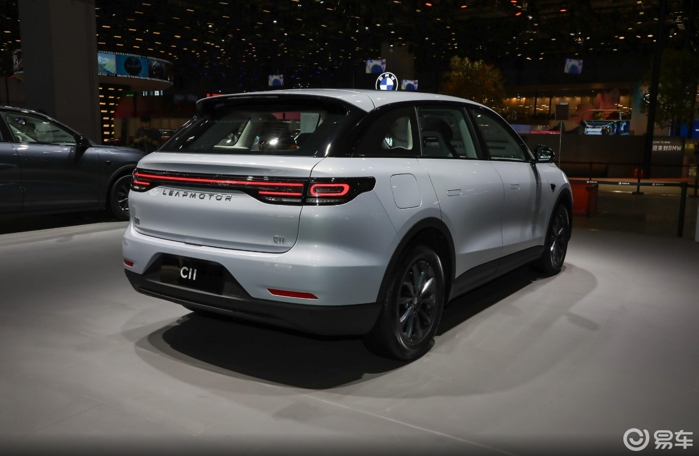 零跑c11 纯电动性价比-轴距-内饰-易车