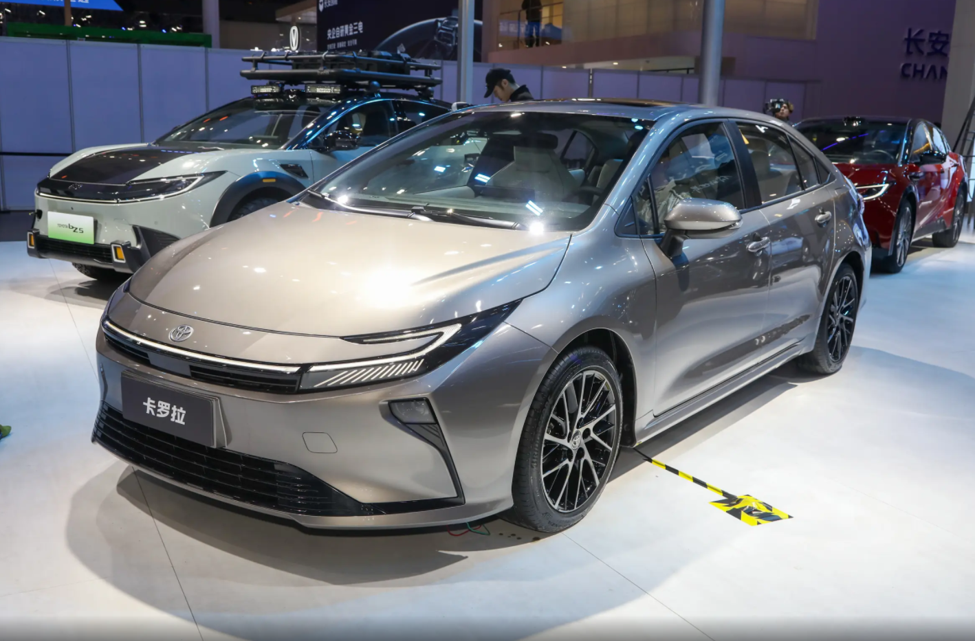 内外饰年轻时尚，轴距增加50mm，全新丰田卡罗拉上市！