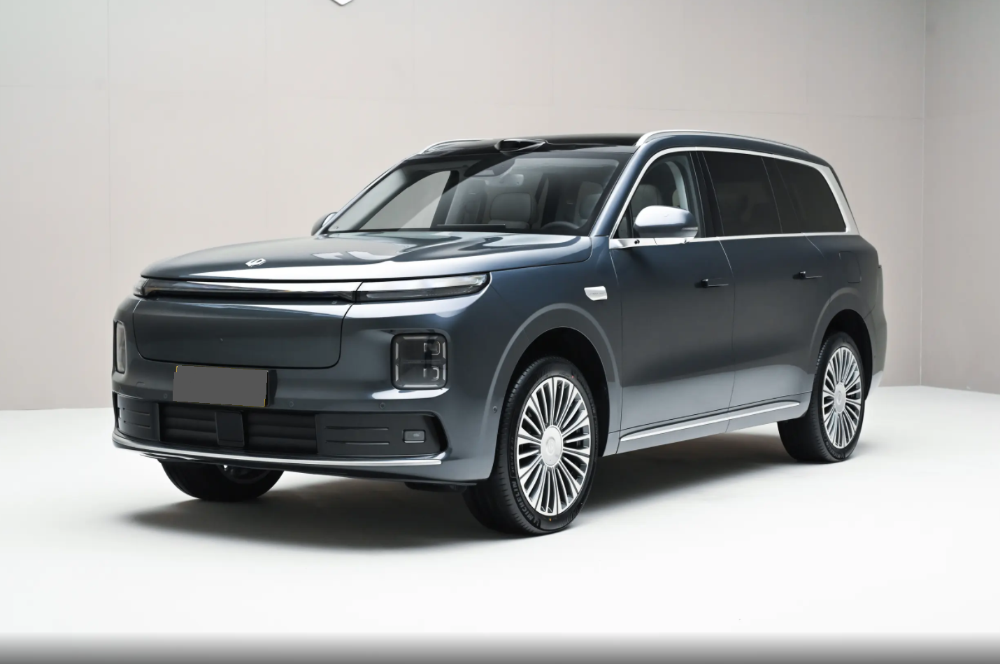 提供双动力，这车将26年上市，增程版纯电续航500km