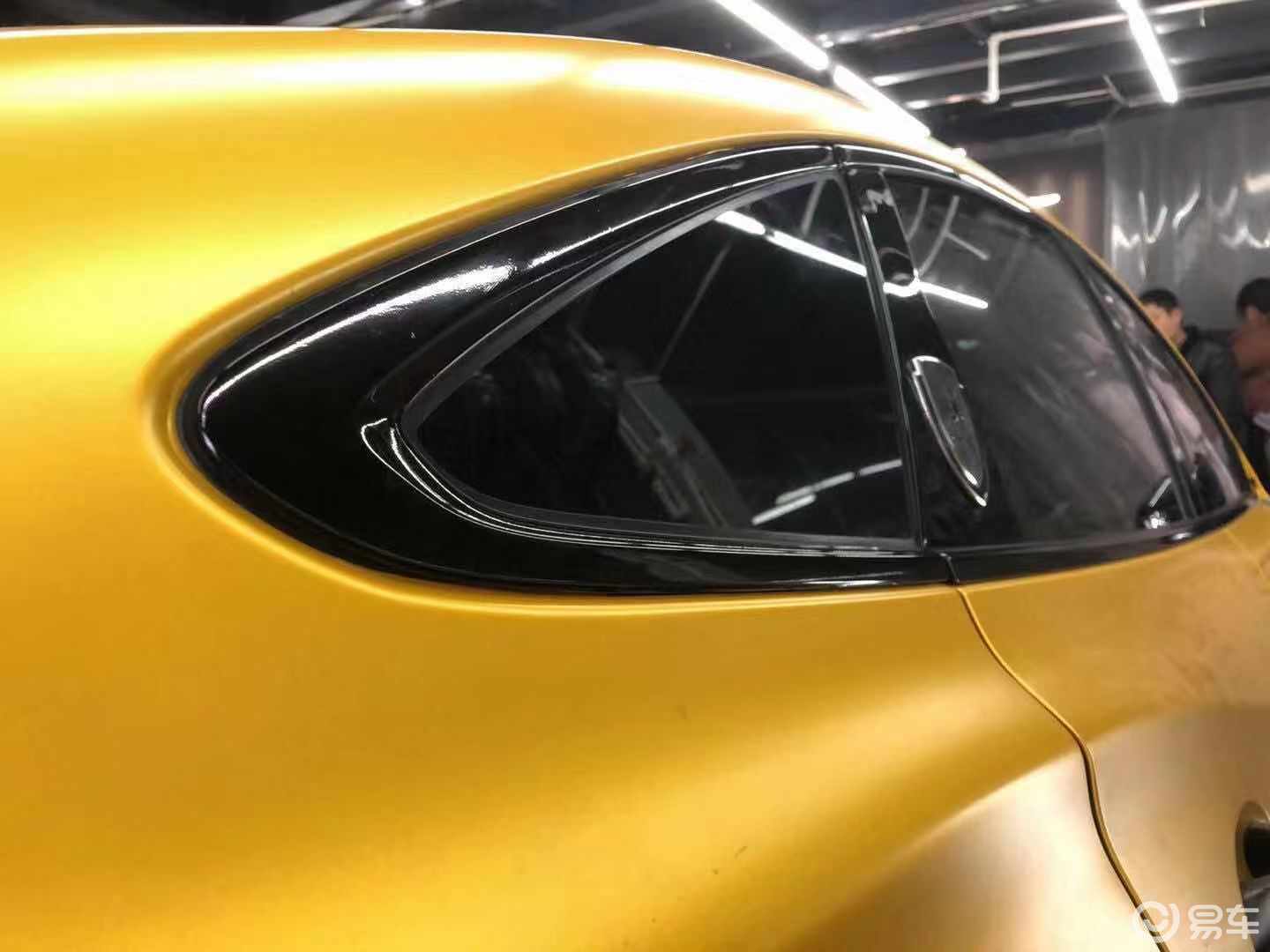 别克君越改色电光金属黄