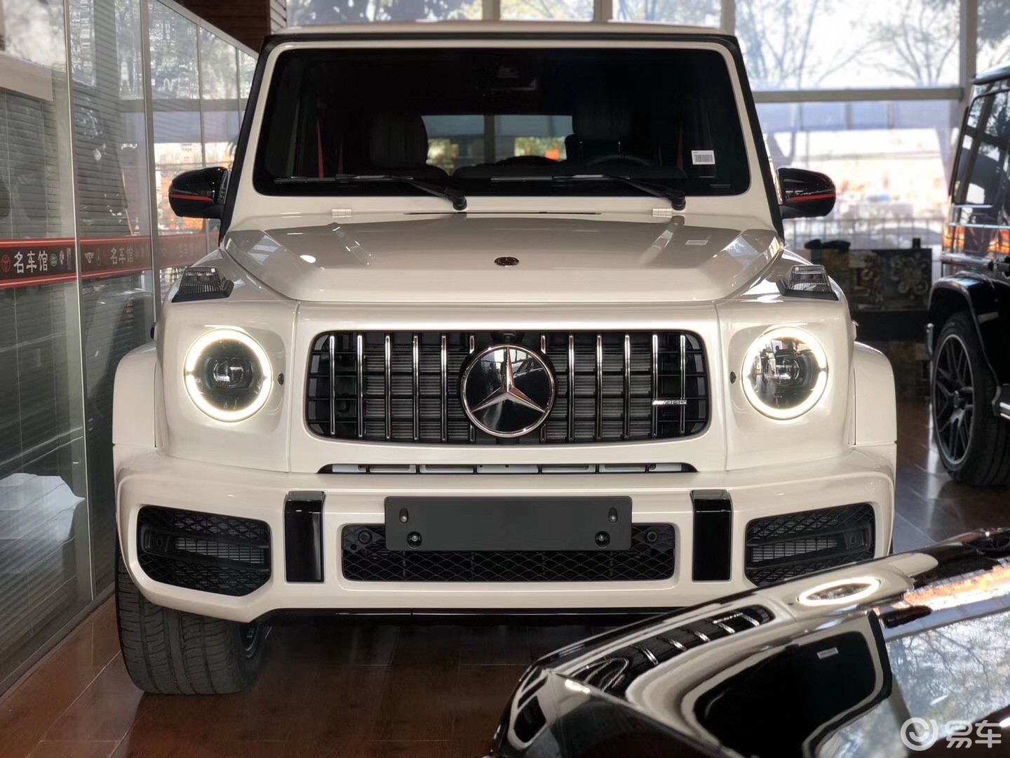 2020款奔驰g63amg极地白先行限量版年末一降到底