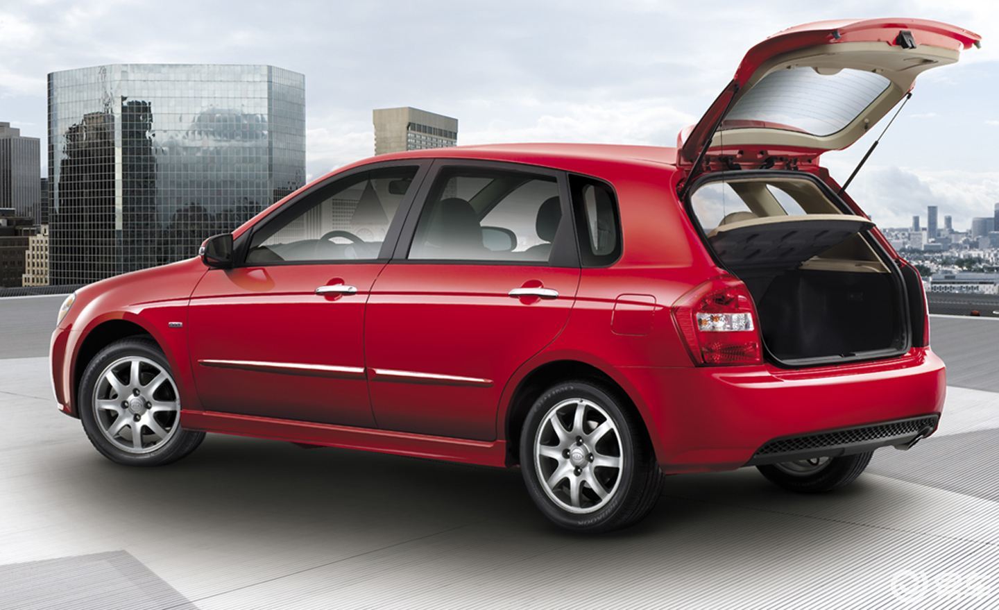 好开又实用15w左右值得推荐的两厢车收藏起来吧