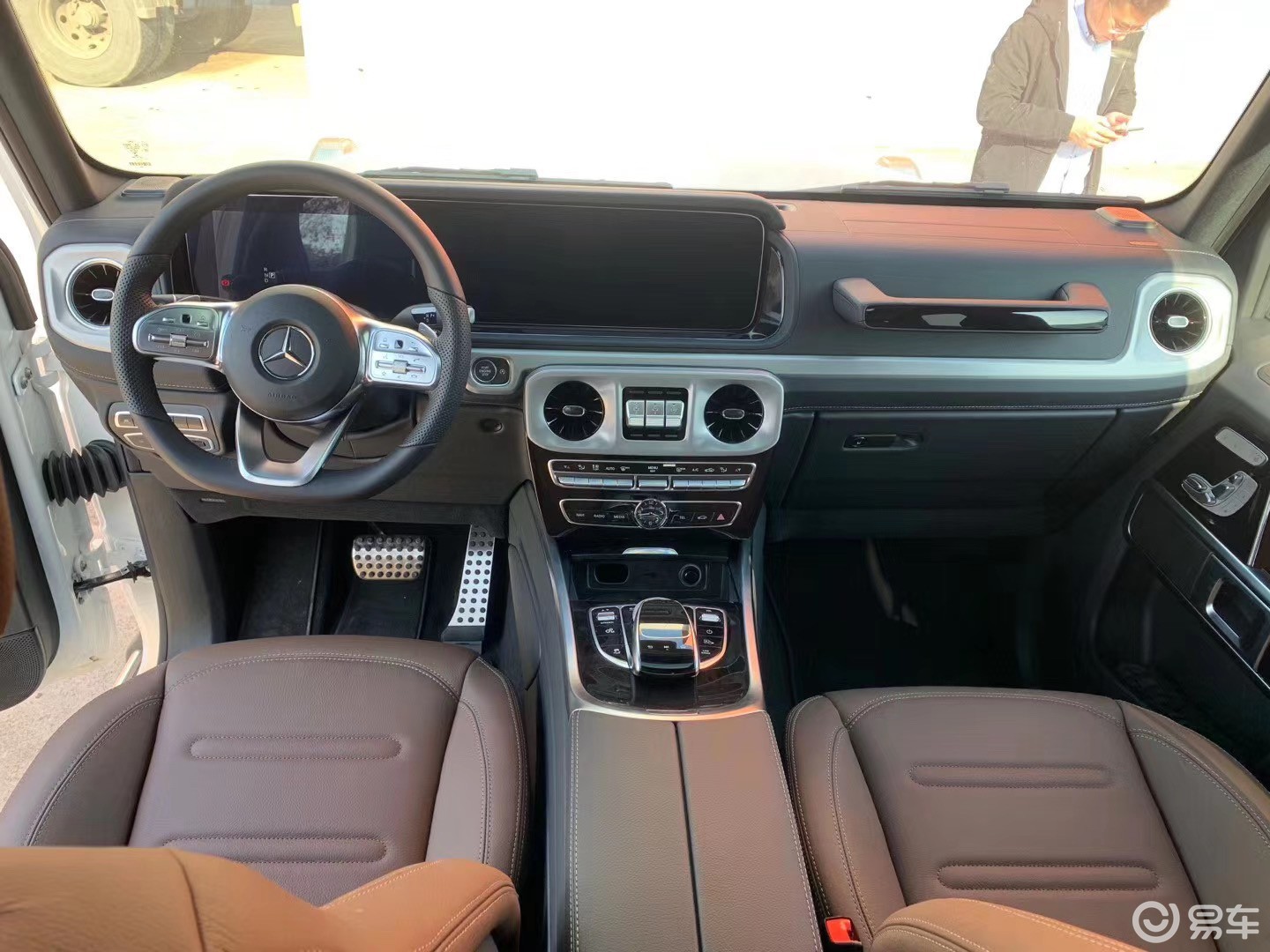 奔驰g级内饰_马力