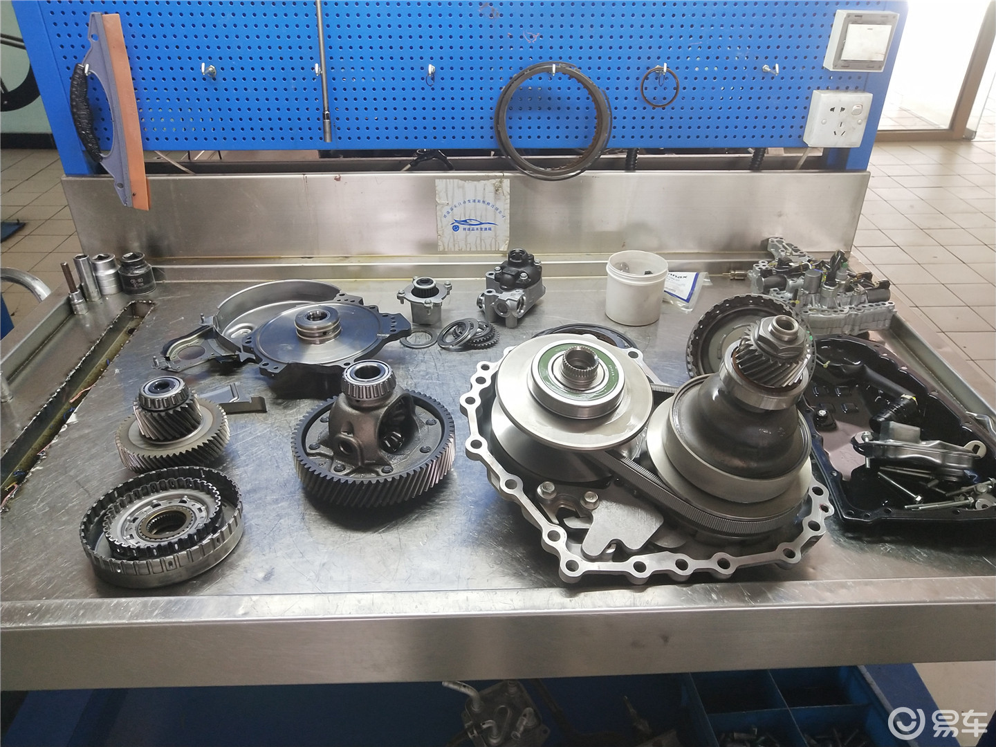 北京日产逍客汽车热车锁档现象变速箱维修