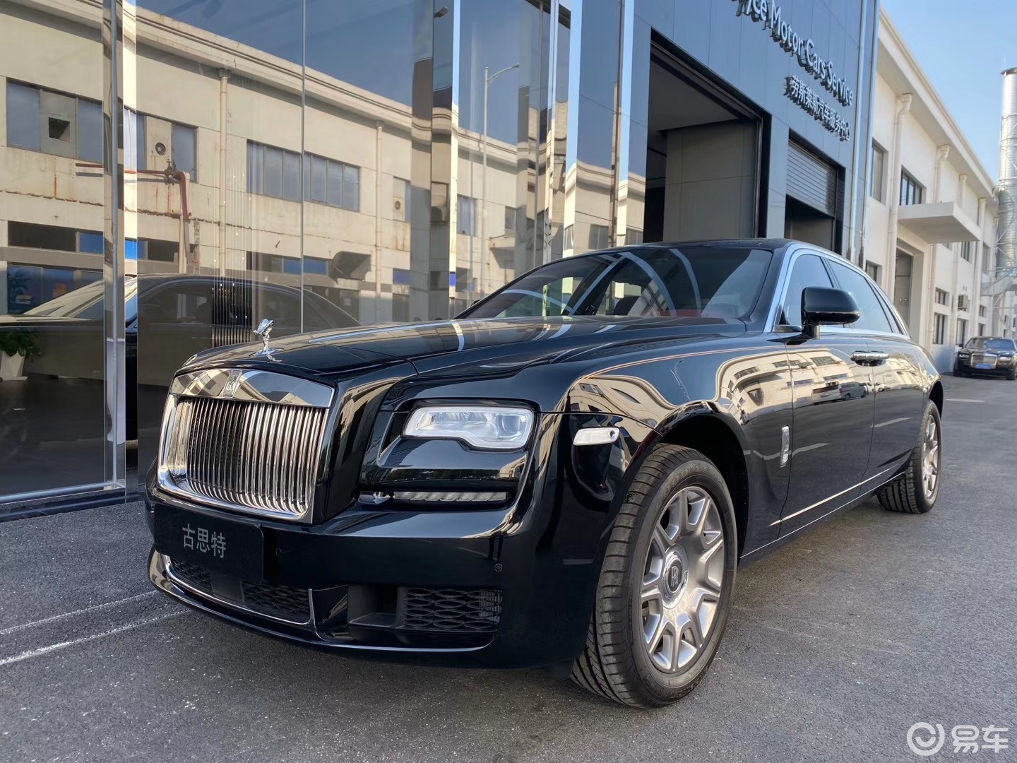 20款劳斯莱斯古斯特 双开门家族年轻化的灵魂