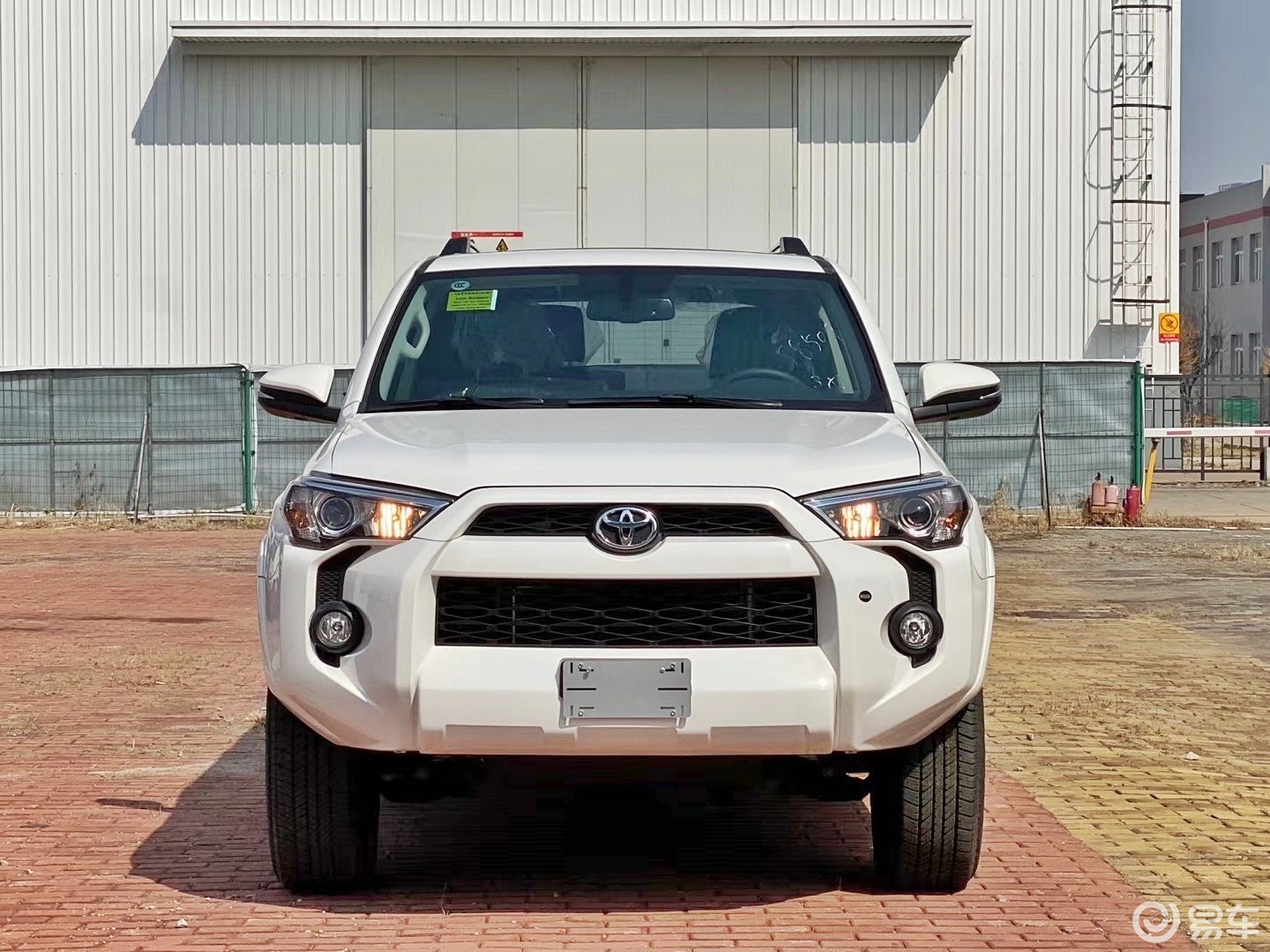 丰田超霸4runner各版本配置区别以及港口现车报价