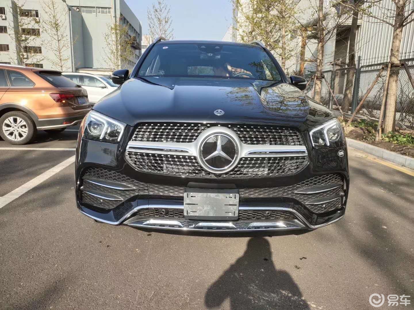 2020款奔驰gle450加版amg港口最低多少钱