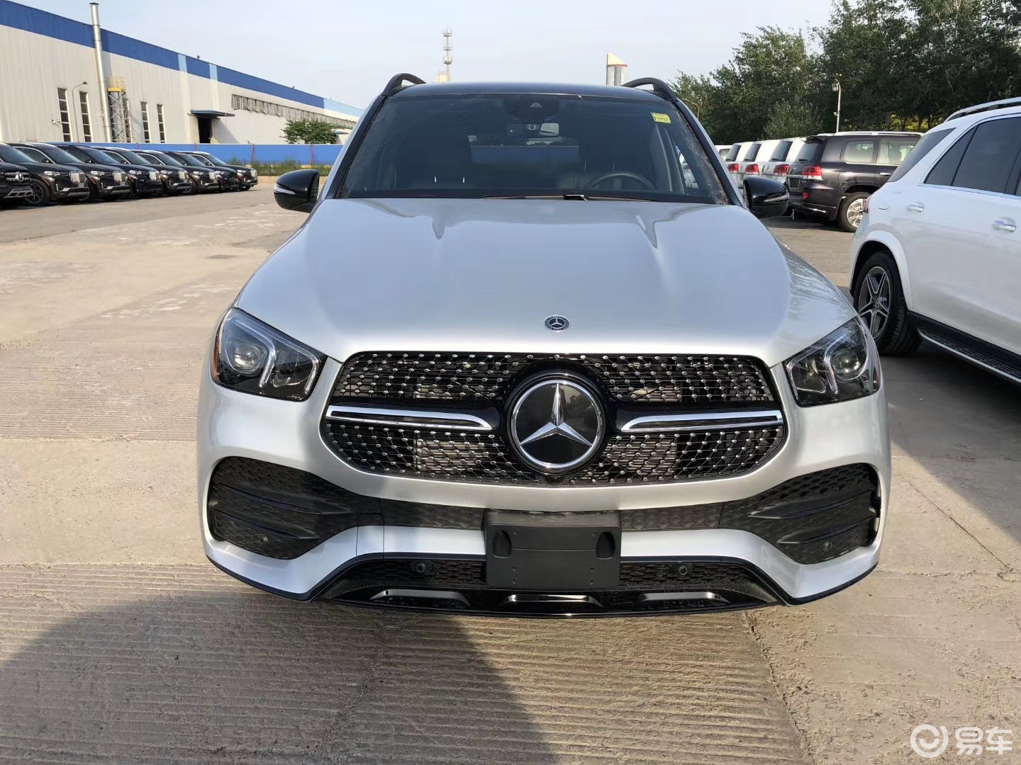 银色现车20款奔驰gle350配置参数解析