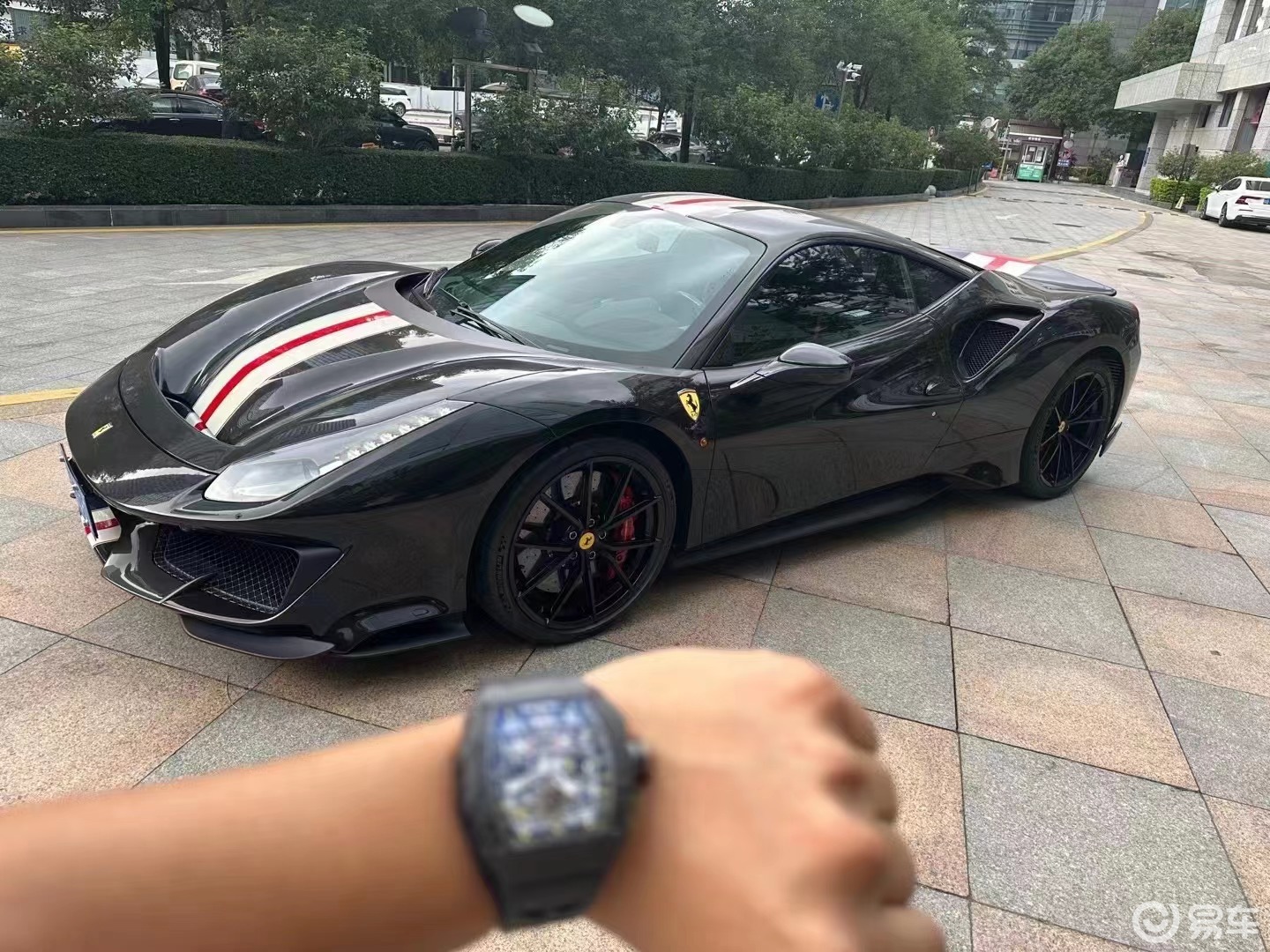 法拉利488gtb是v10吗_易车知识库