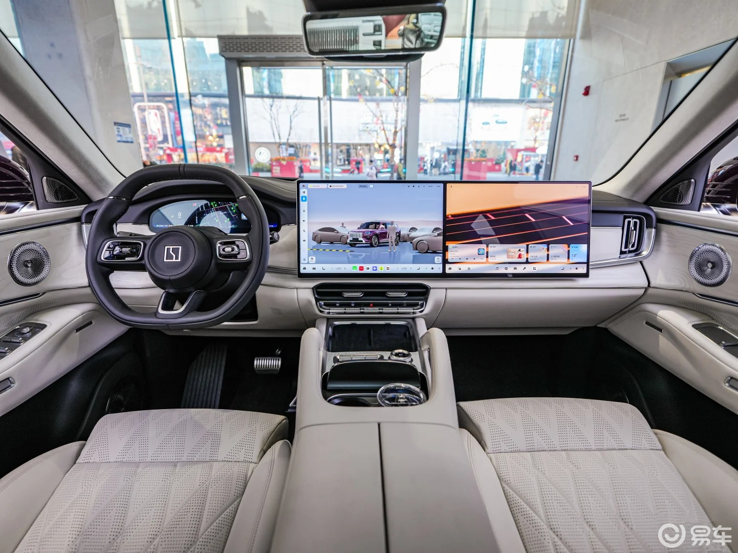 极氪8X实车到店，气场确实不错，预售价37.68万起