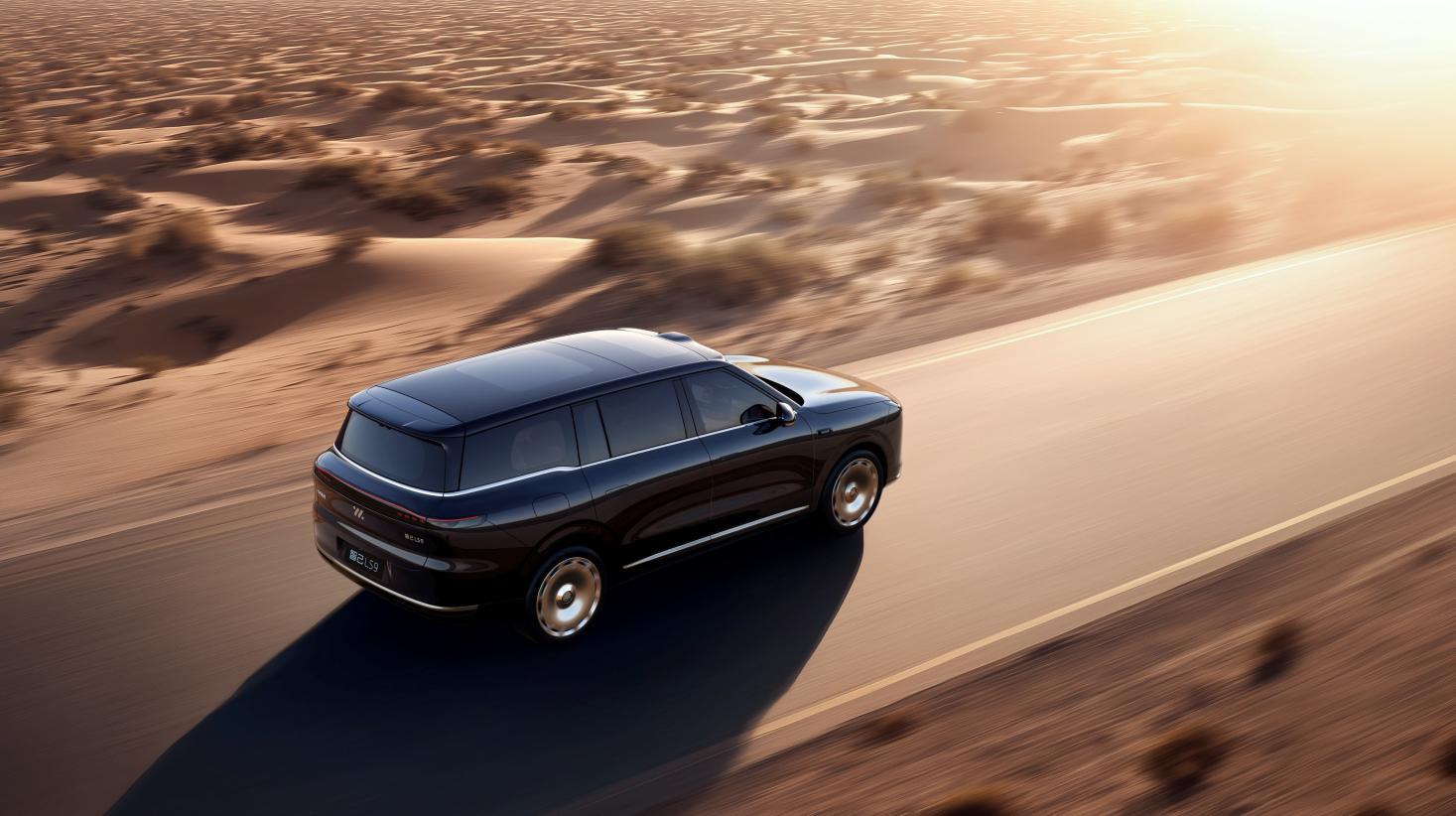 【乐阳频道】全系皆Ultra,30万级最强旗舰爆品来了!