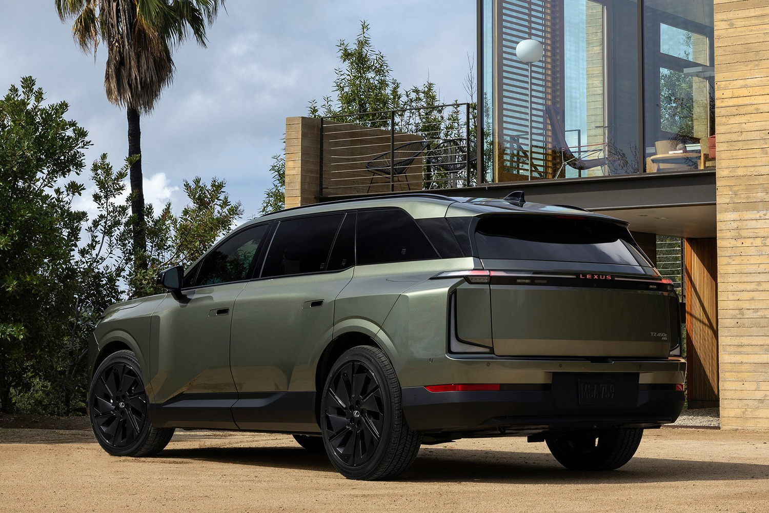 旗舰纯电三排SUV 雷克萨斯TZ正式发布