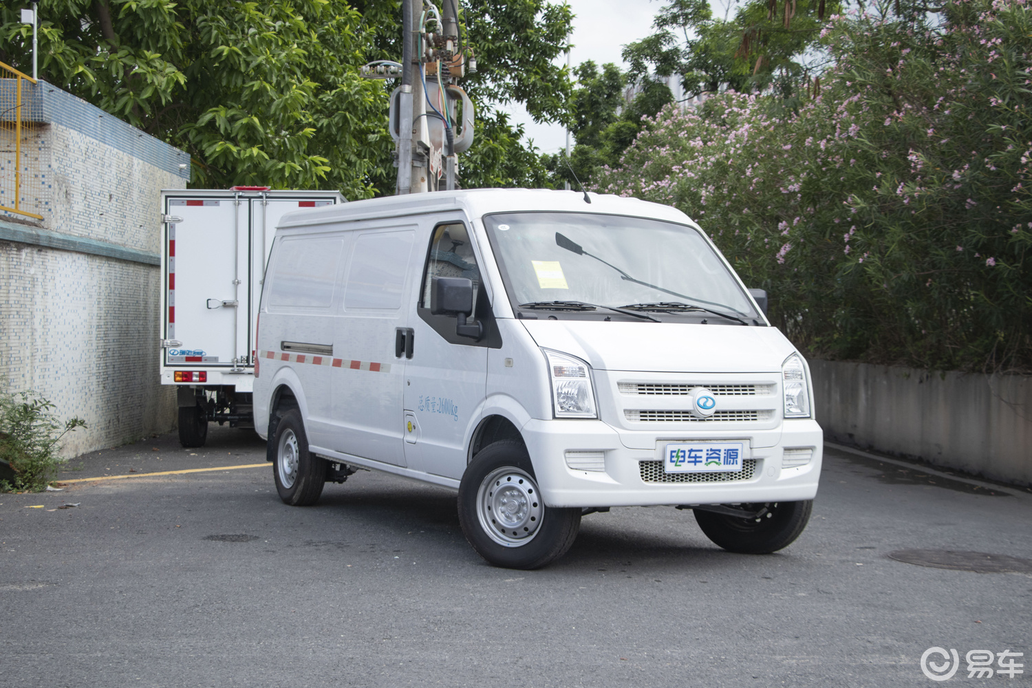 瑞驰新能源ec75而东风御风em27l是东风股份2023年上市的_易车